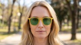 Izipizi Sun #E Yellow Honey Sugeneruotas vaizdas